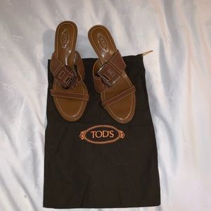 Tod’s heeled open toe sandal
